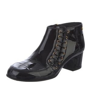 Chanel black patent leather Chelsea bootie, 37.5